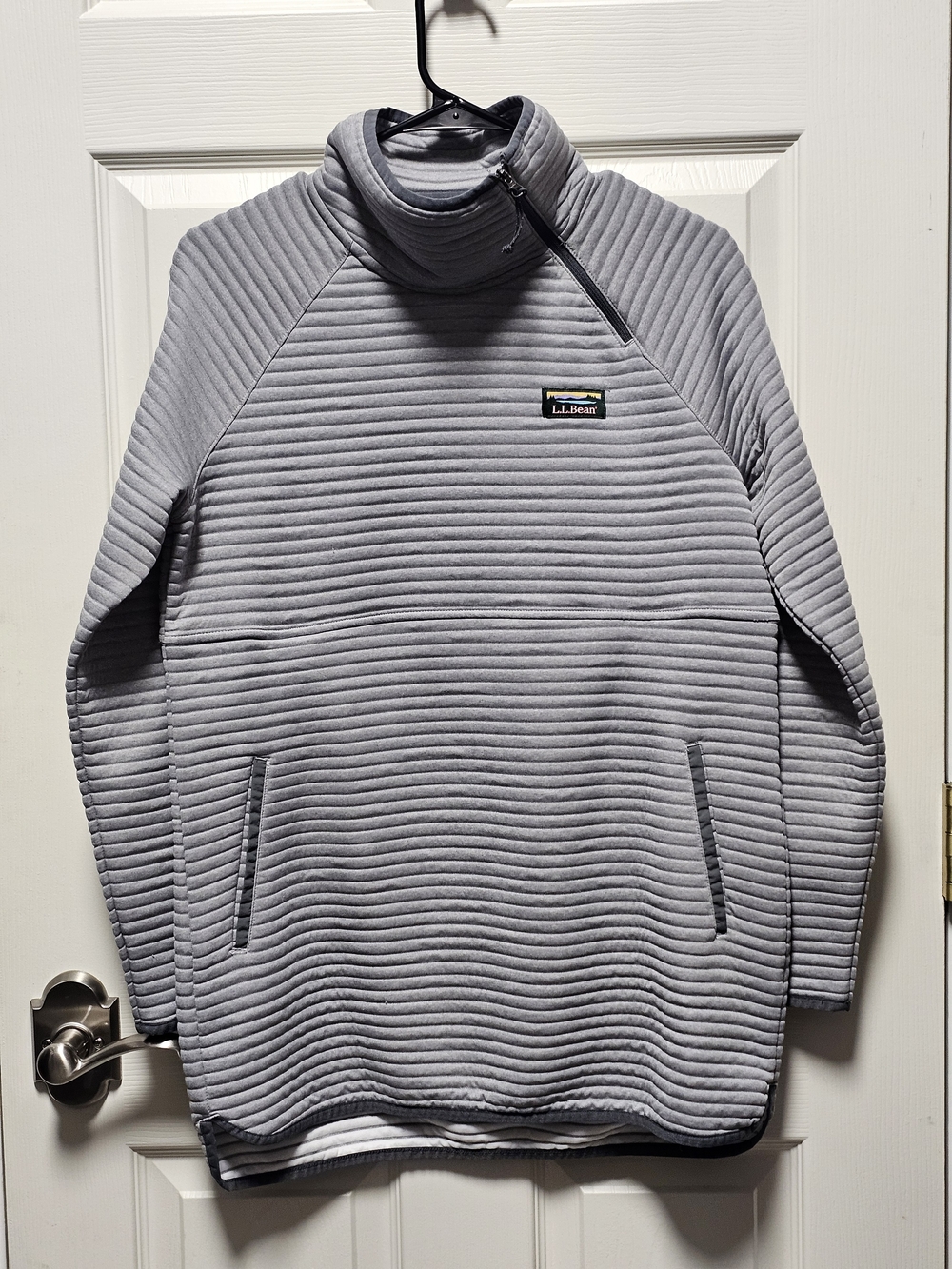 L.L. Bean Women's Air Light Gray Tunic Pullover with Mock Neck - Size Small